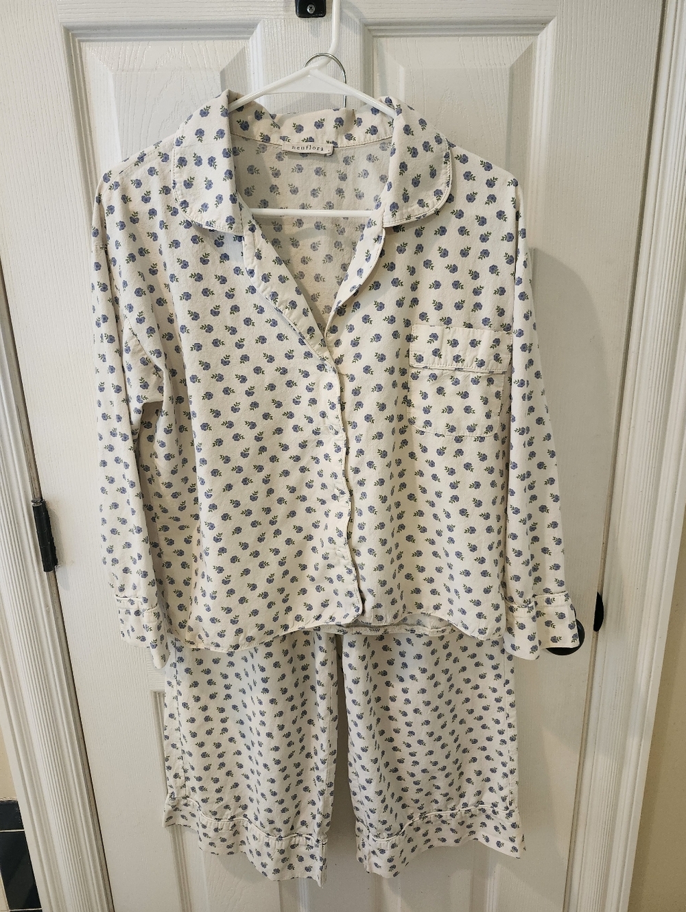 Neuflora Cream Floral Cotton Pajamas